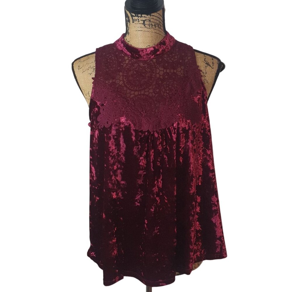 NoBo Juniors Top M Burgundy Velvet Chenille Sleeveless Mock Neck Rich Chic Lace